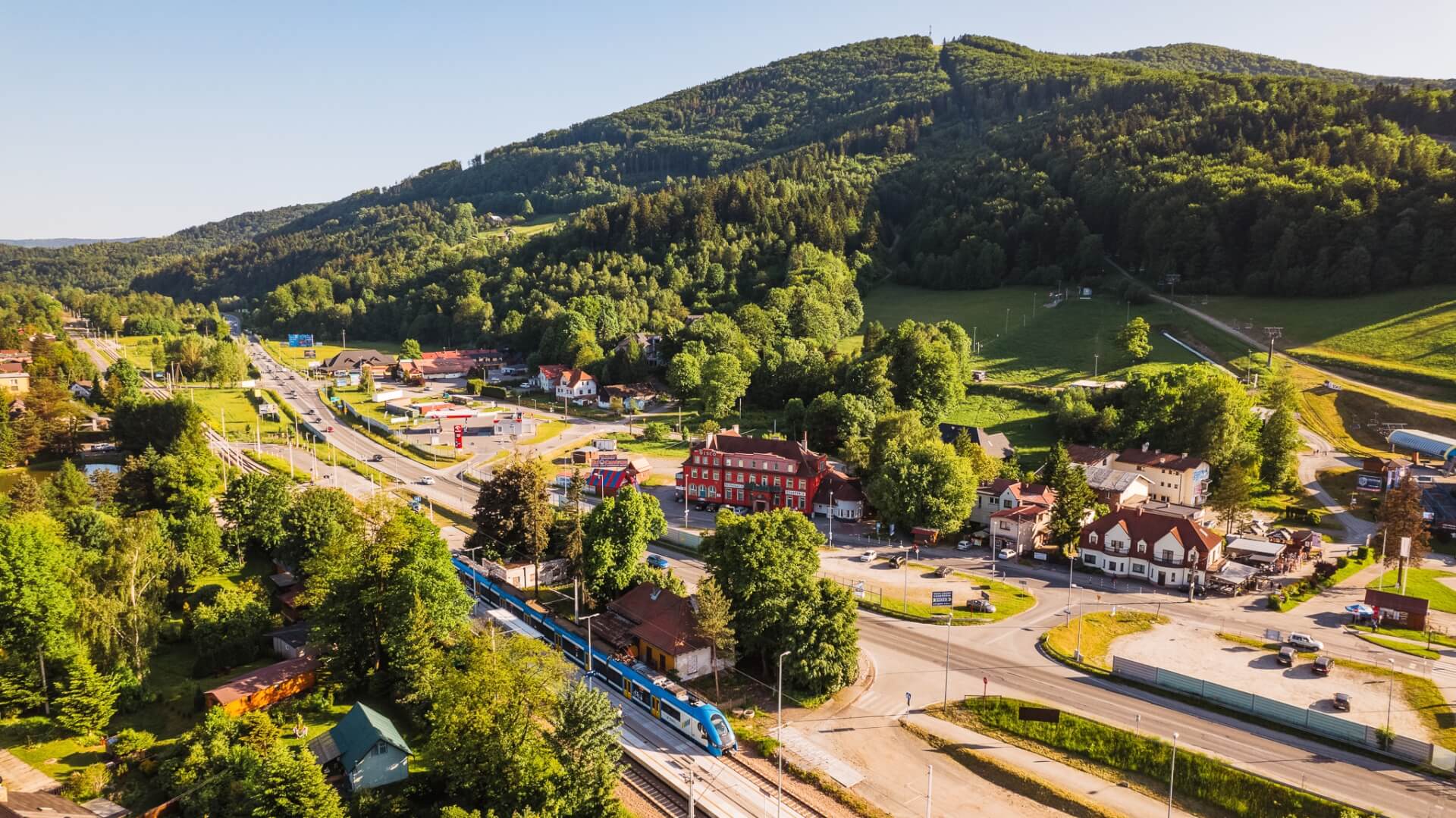 Architekturę dzielnicy leczniczo-rehabilitacyjnej Ustroń Zawodzie zaliczamy do najwybitniejszych w XX-wiecznej Polsce