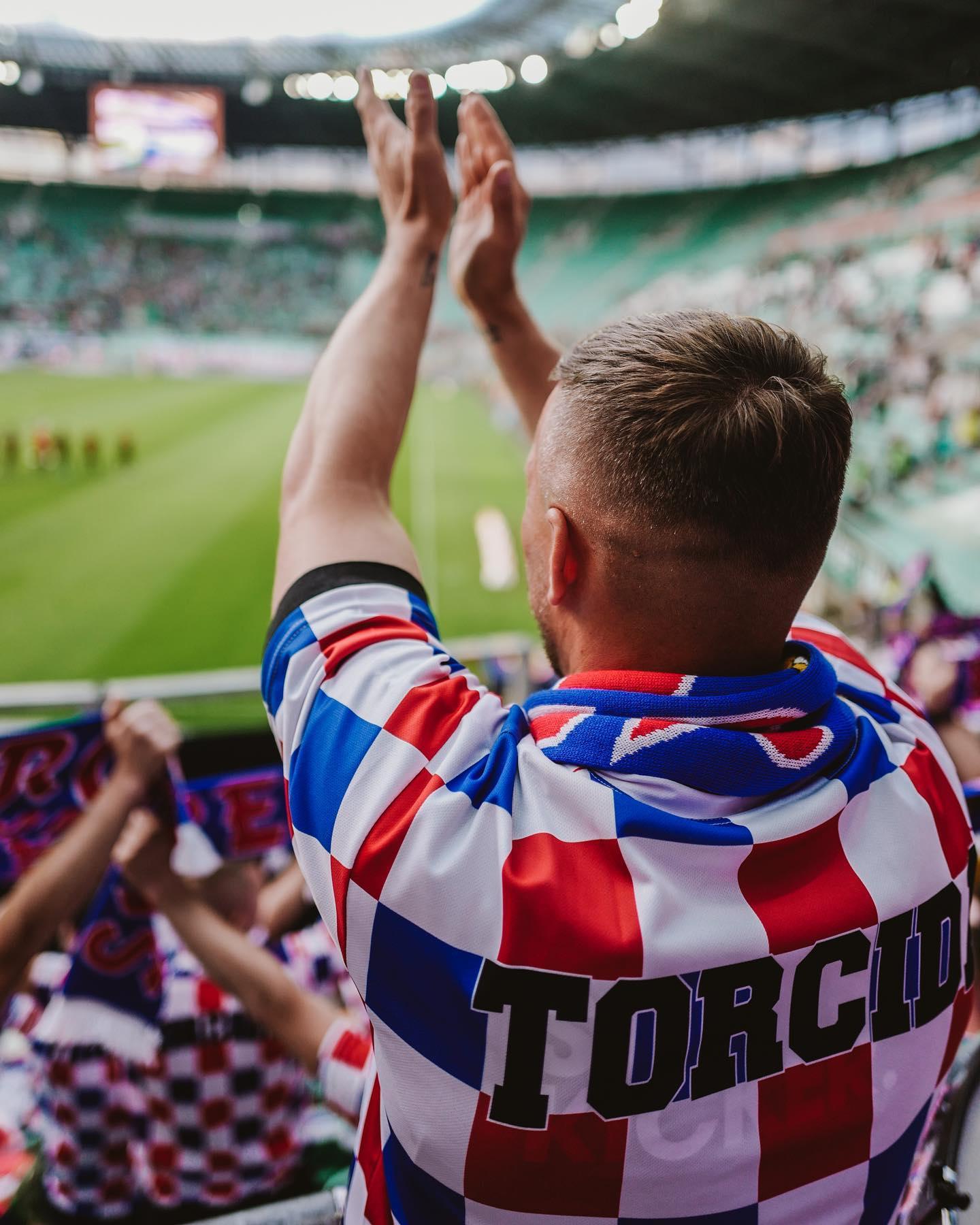 Lukas Podolski pojechał na mecz Górnika Zabrze z kibicami