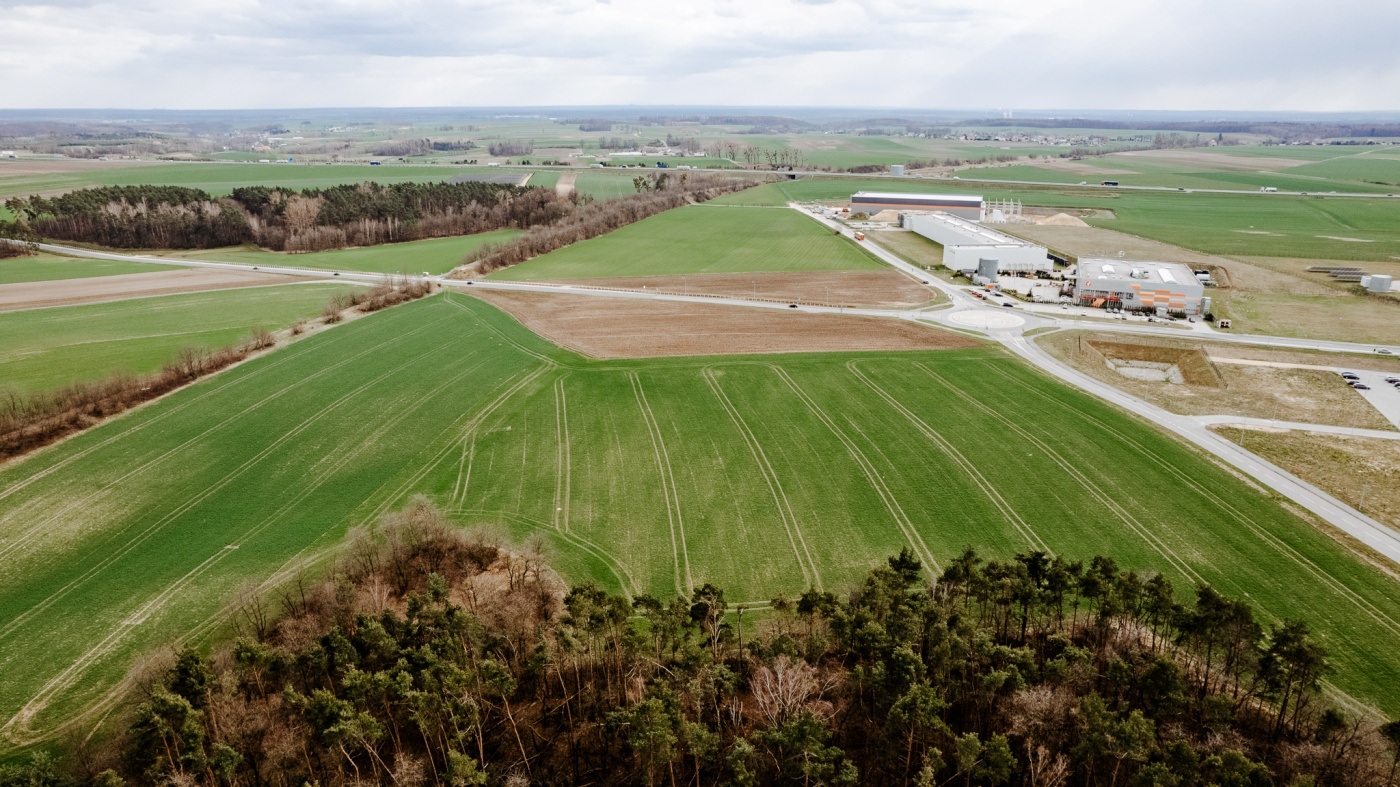 Ponad 100 ha atrakcyjnych terenów inwestycyjnych w Ujeździe 11