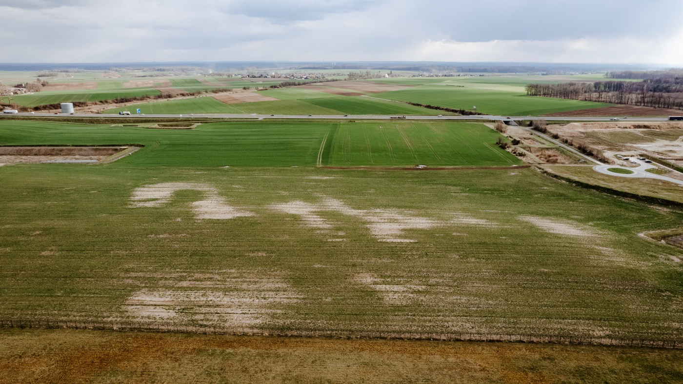 Ponad 100 ha atrakcyjnych terenów inwestycyjnych w Ujeździe 42