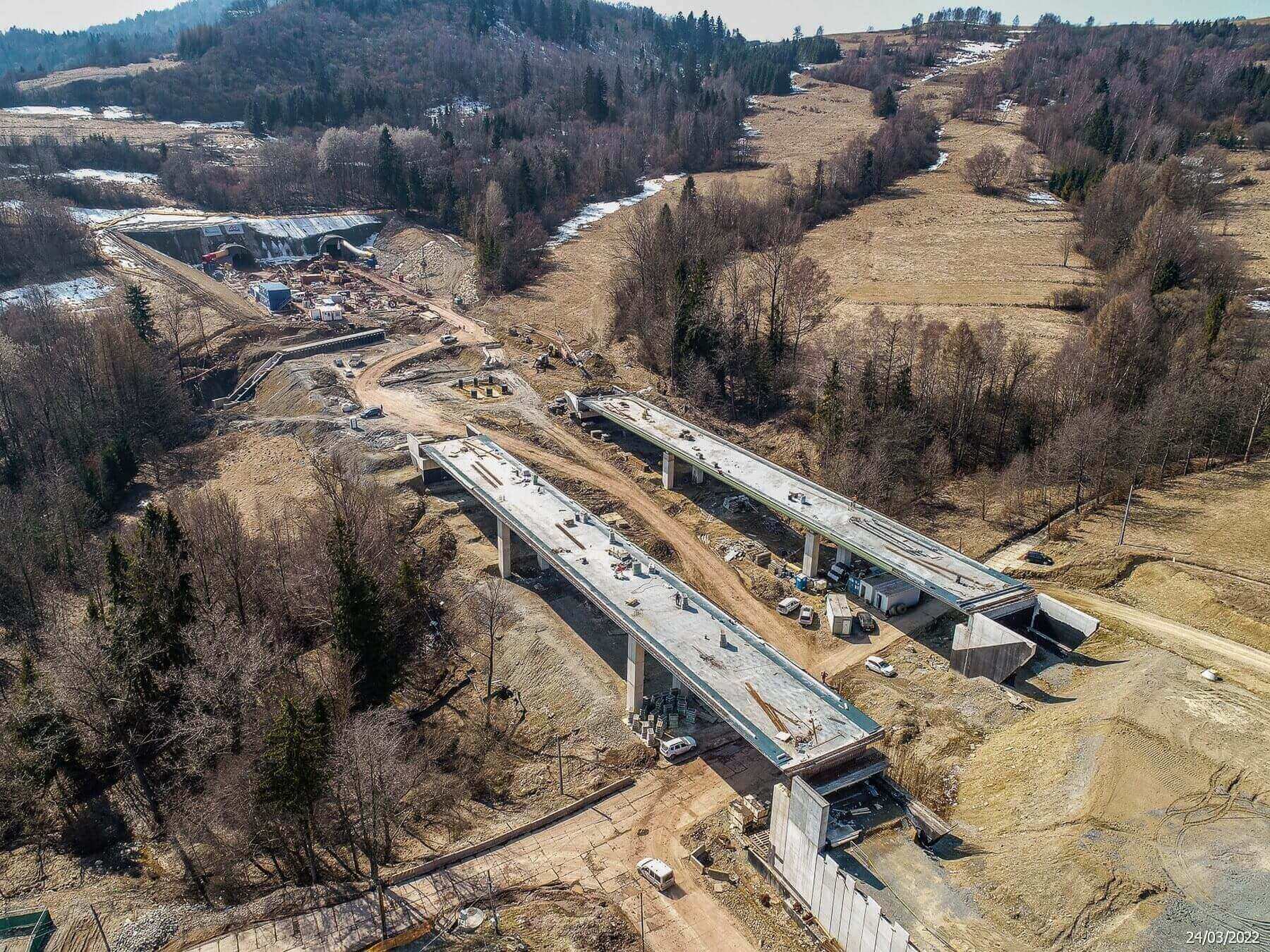 S1 w Beskidach: estakada, ul. Nad Potokiem