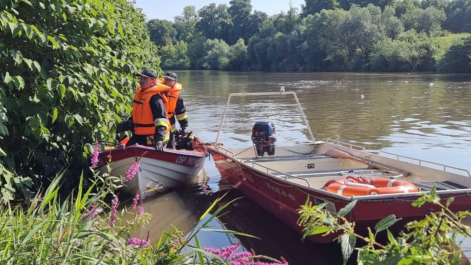 Strażacy na Odrze w Chałupkach