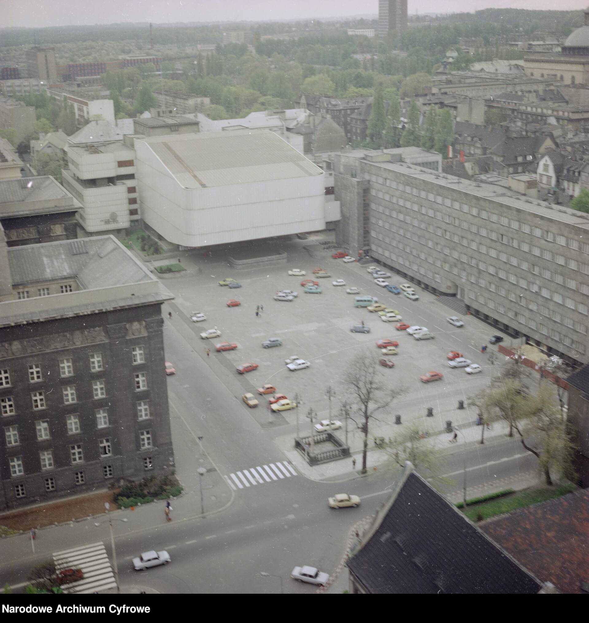 Katowice - plac Sejmu Śląskiego