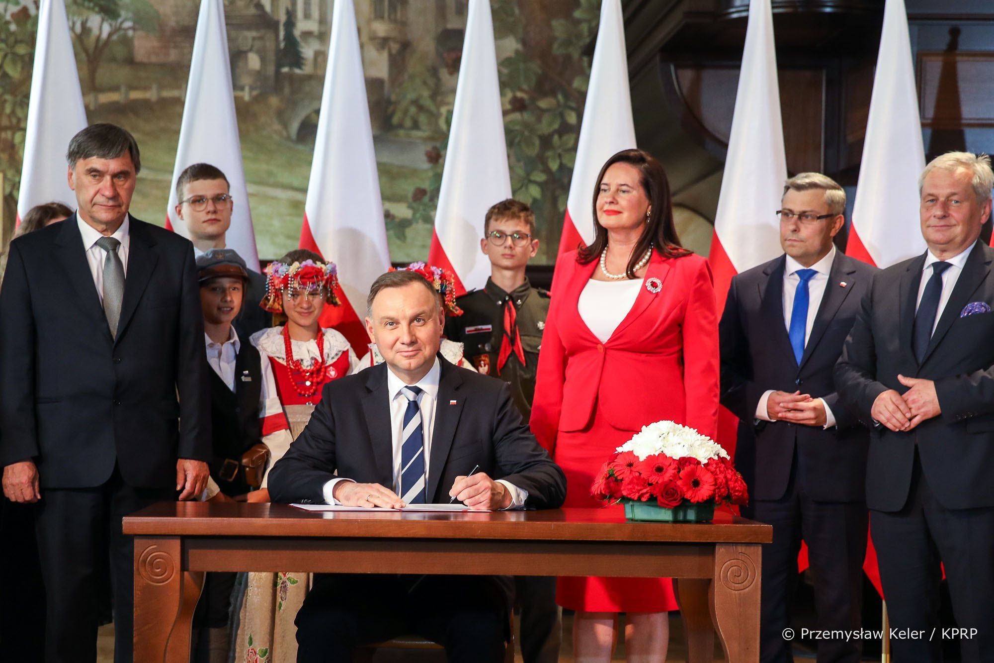 Słynni malarze malują Narodowy Dzień Powstań Śląskich