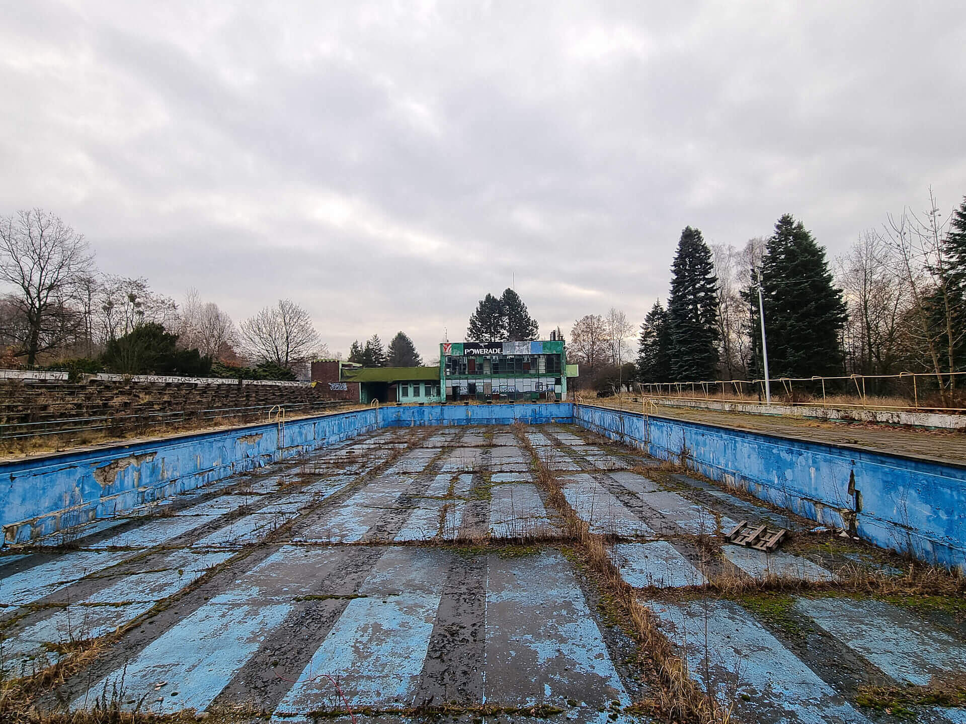 Dawna Fala tuż przed wyburzeniem. Ostatni urbex, grudzień'22