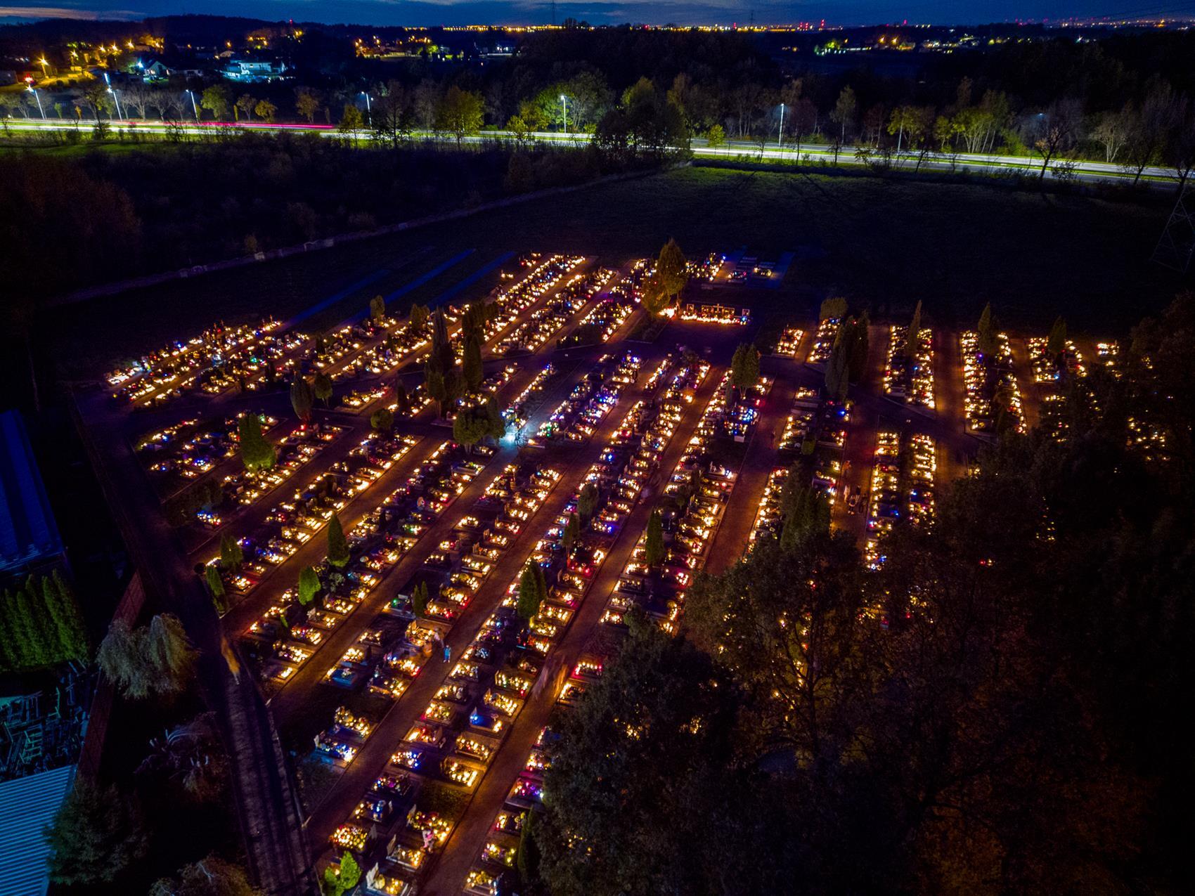 Wszystkich Świętych, 1.11, Mikołów