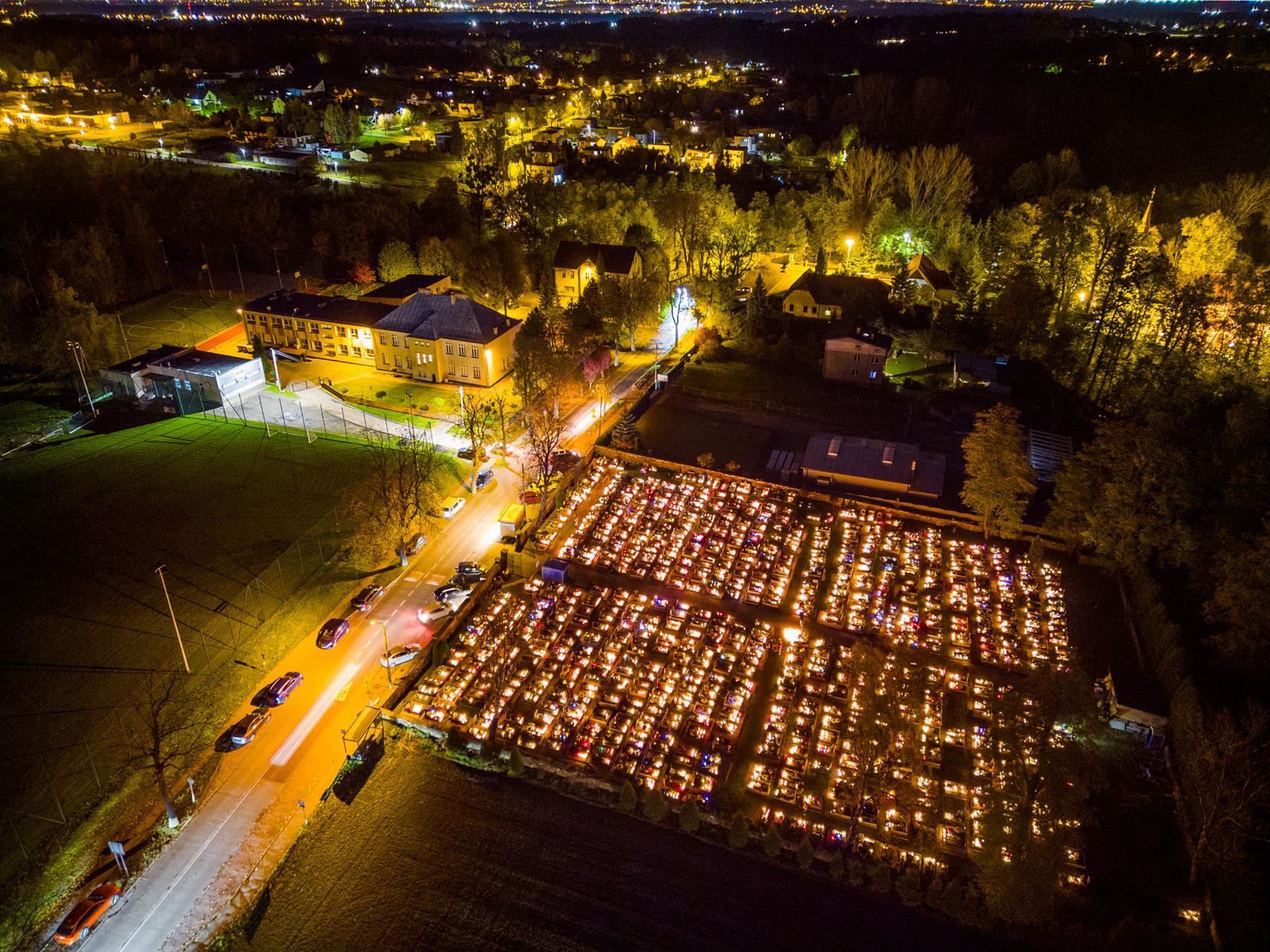 Wszystkich Świętych, 1.11, Mikołów