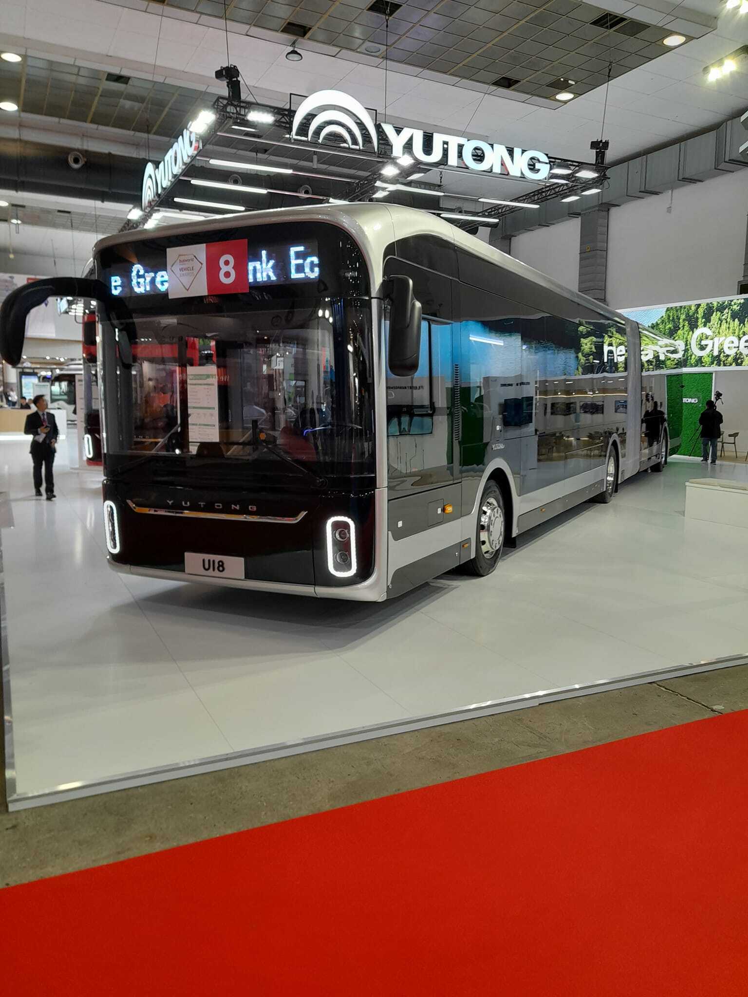 Yutong U18 autobus 1