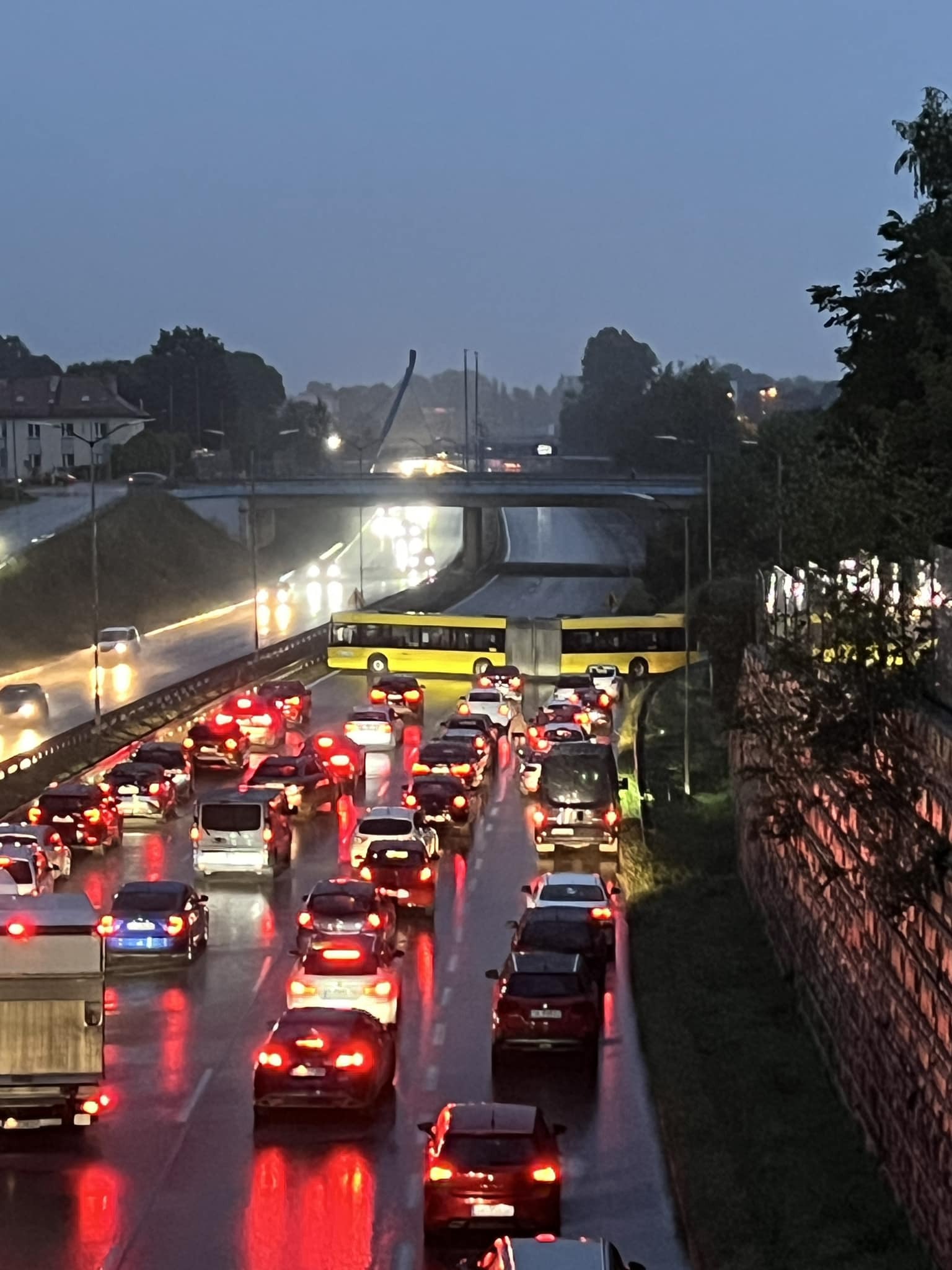 Autobus na DTŚ w Chorzowie