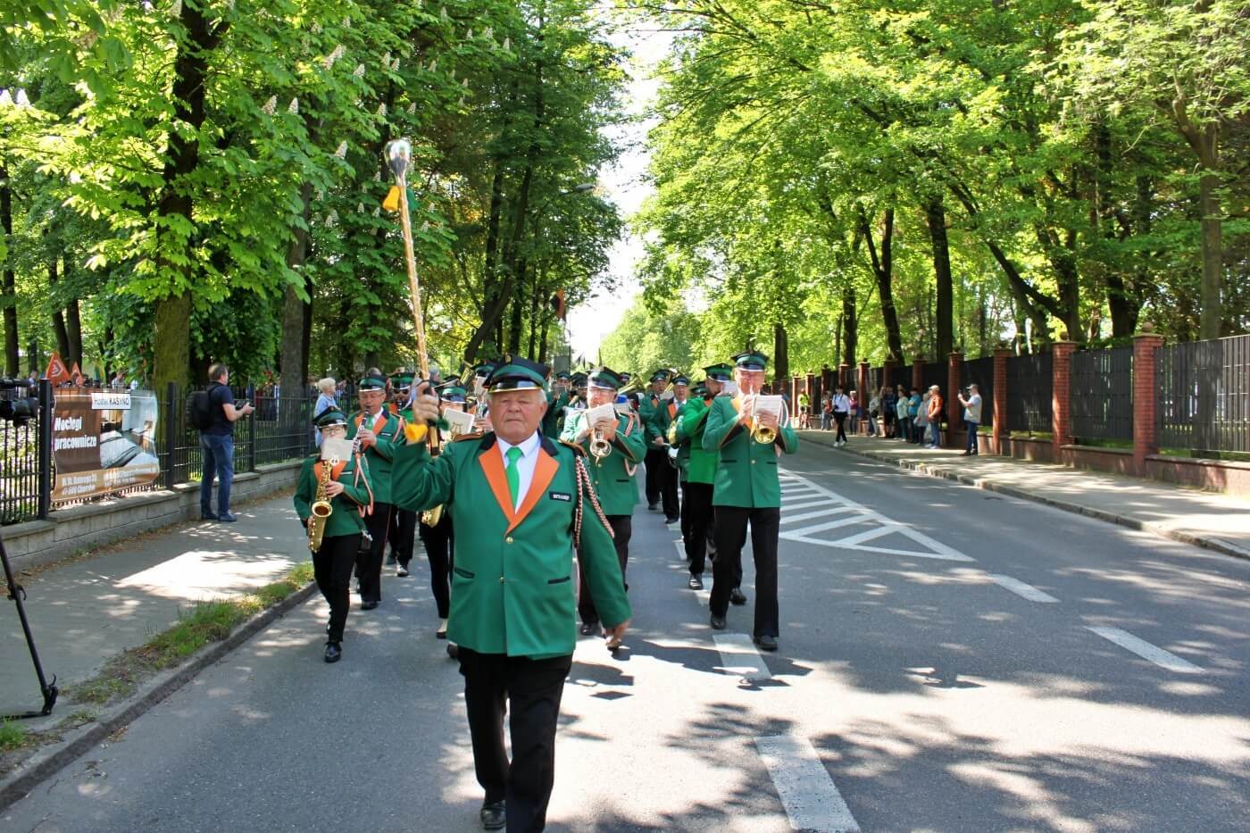 Chorzow pochod ludzi ognia