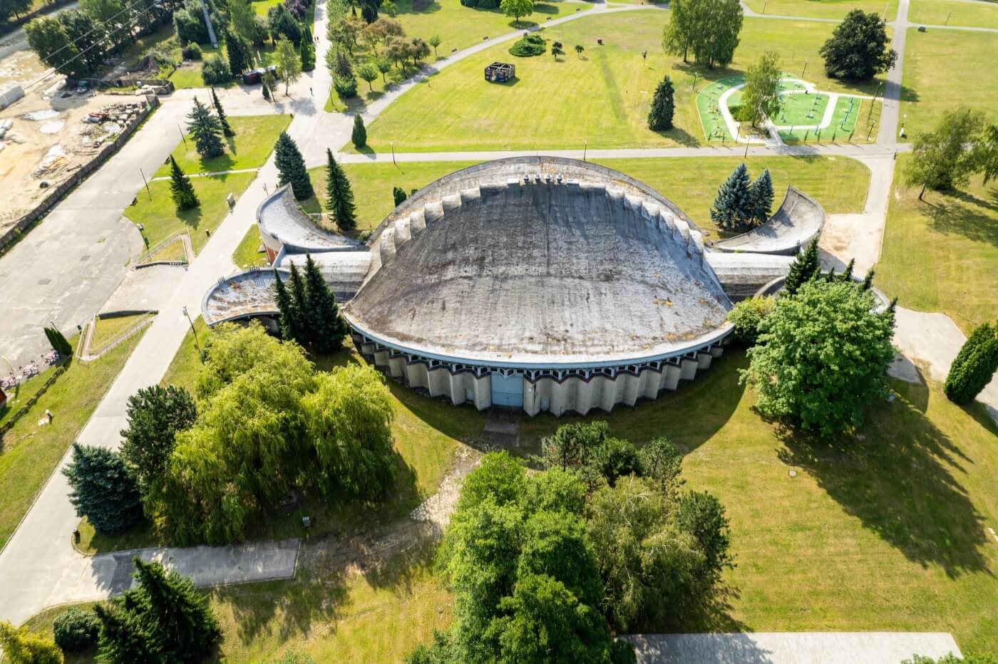 Hala kapelusz park slaski 17