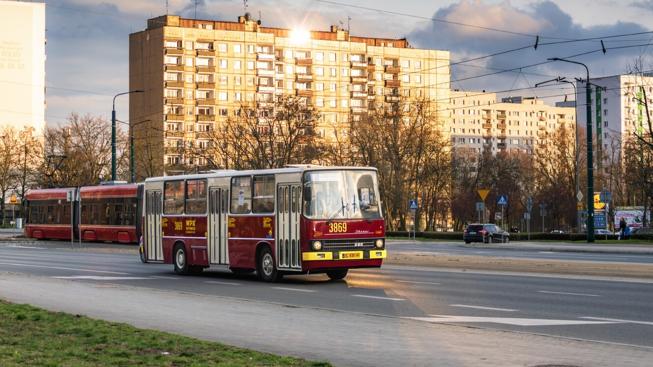 Autobus Ikarus