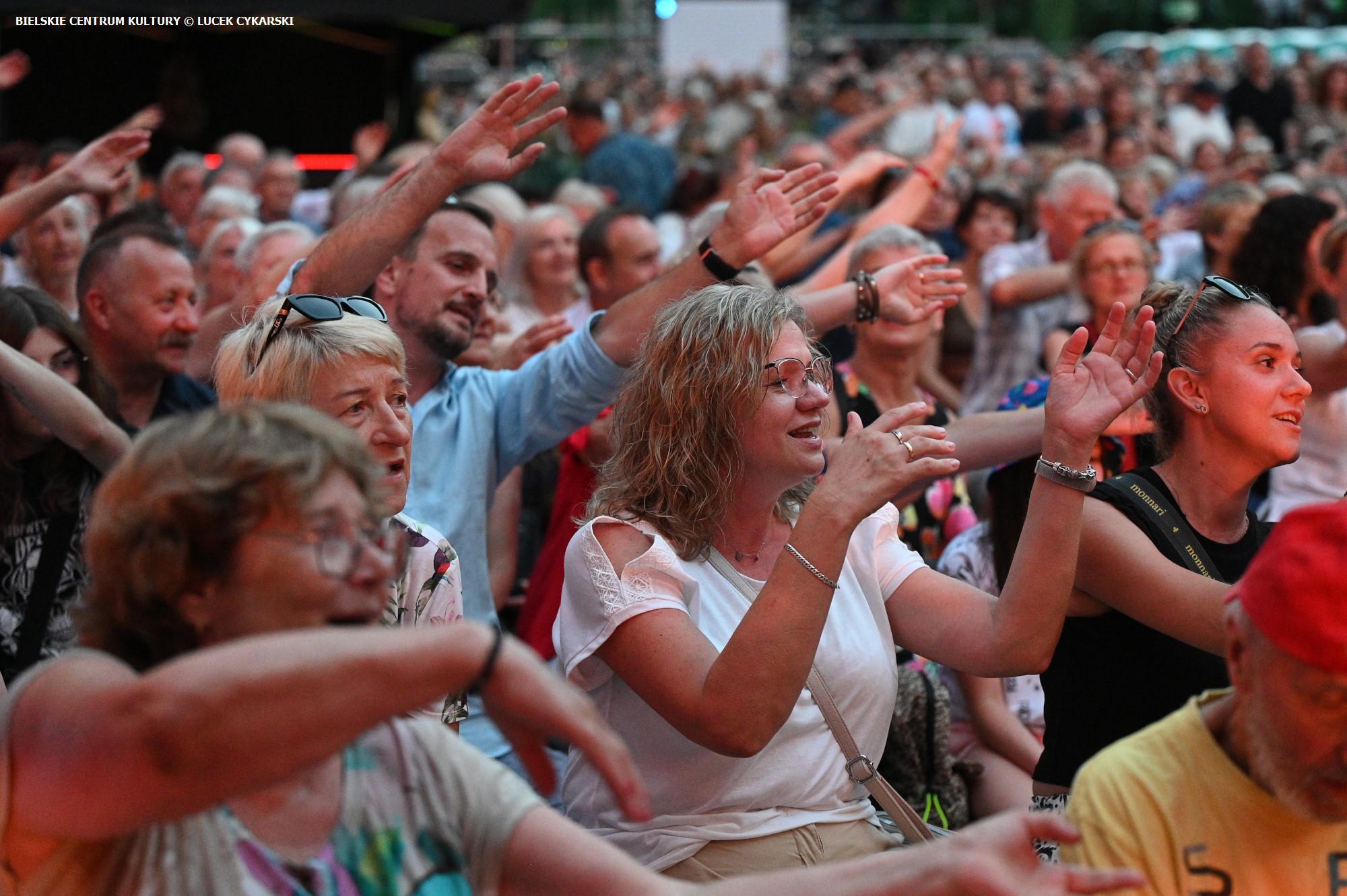 Koncert krolowa swingu pamieci marii koterbskiej bielsko biala 14