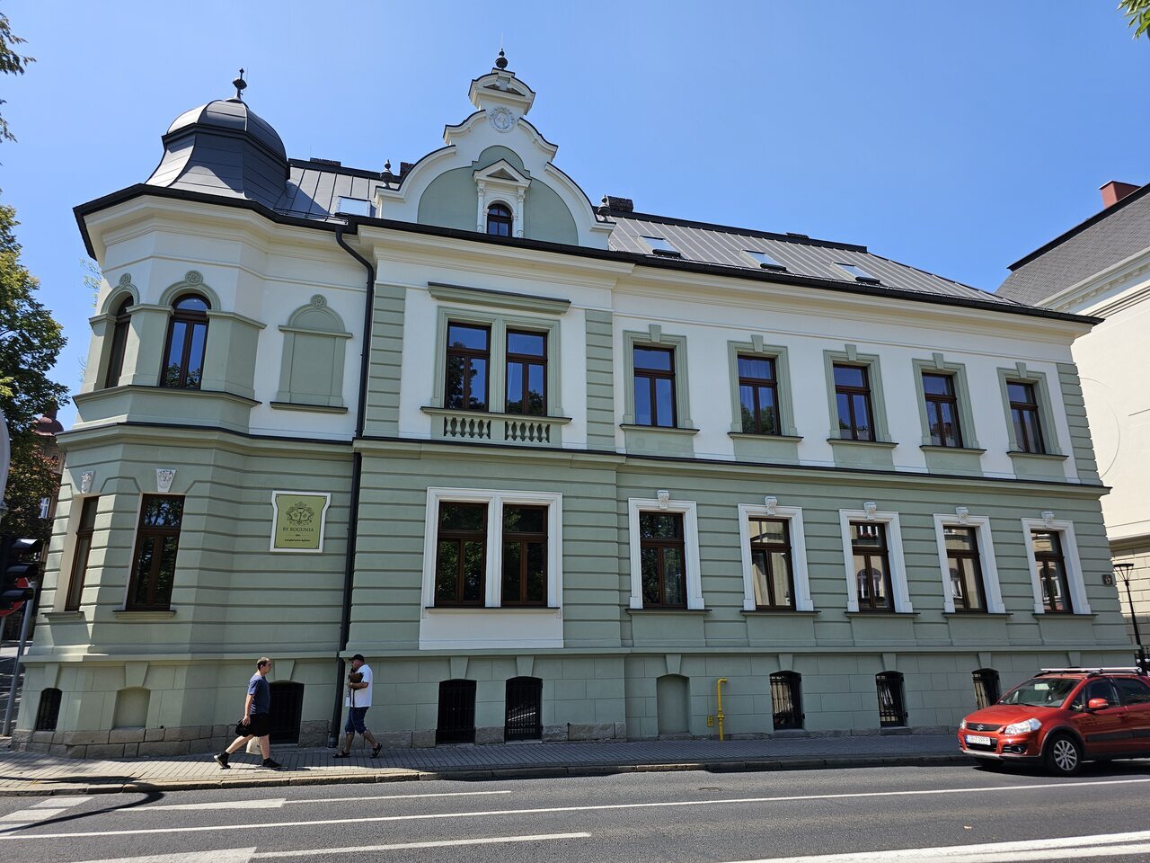 Mural bielsko biala hold dla miasta 4