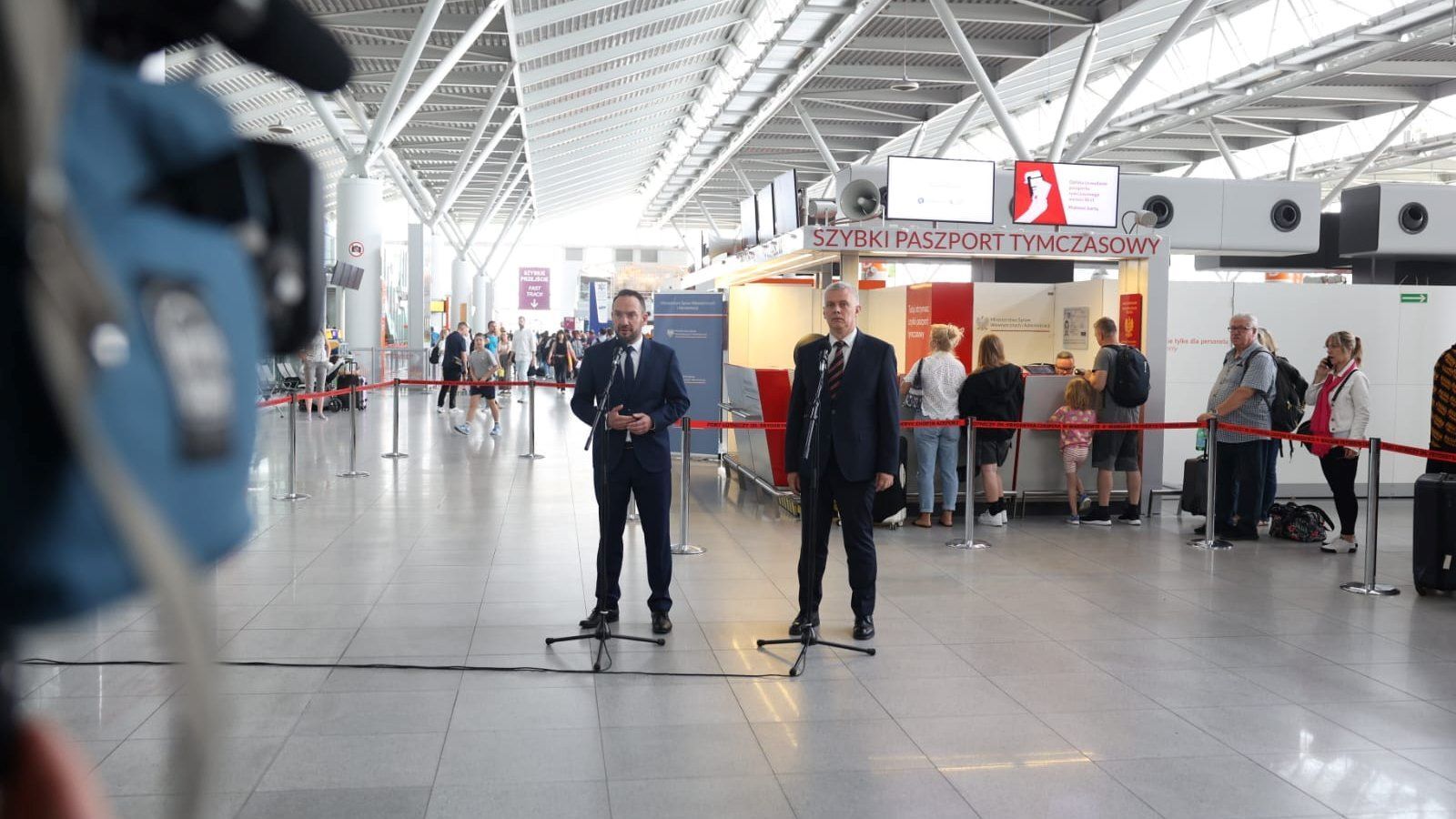 Punkt wydawania paszportow okecie konferencja 02