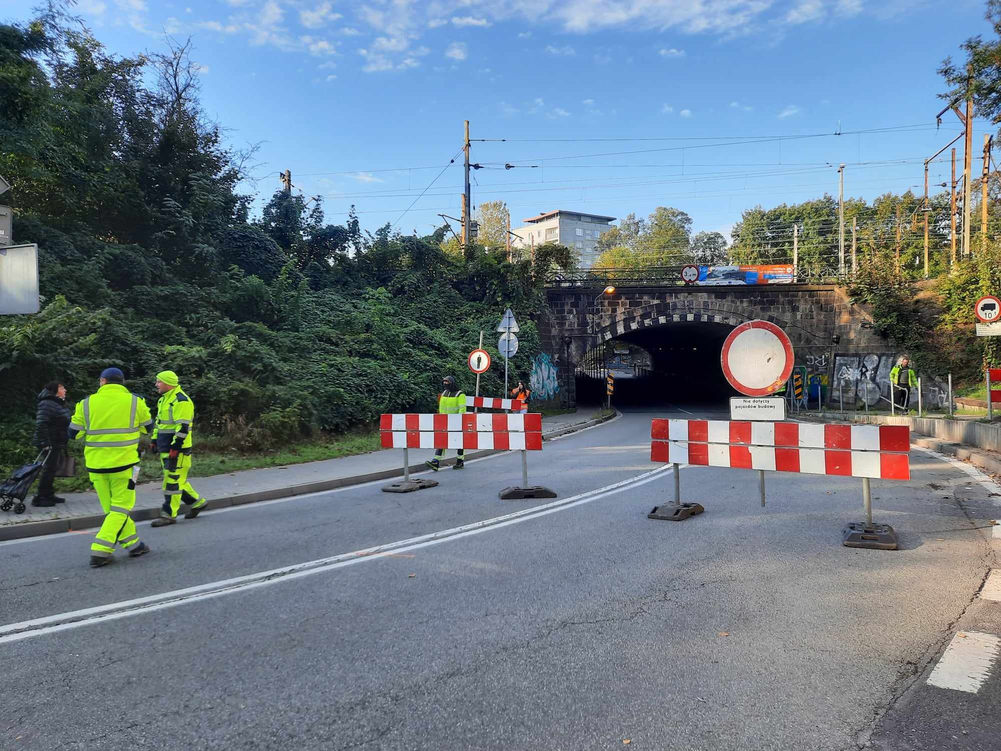 Wiadukt nad ul. Kłodnicką w Katowicach zamknięty