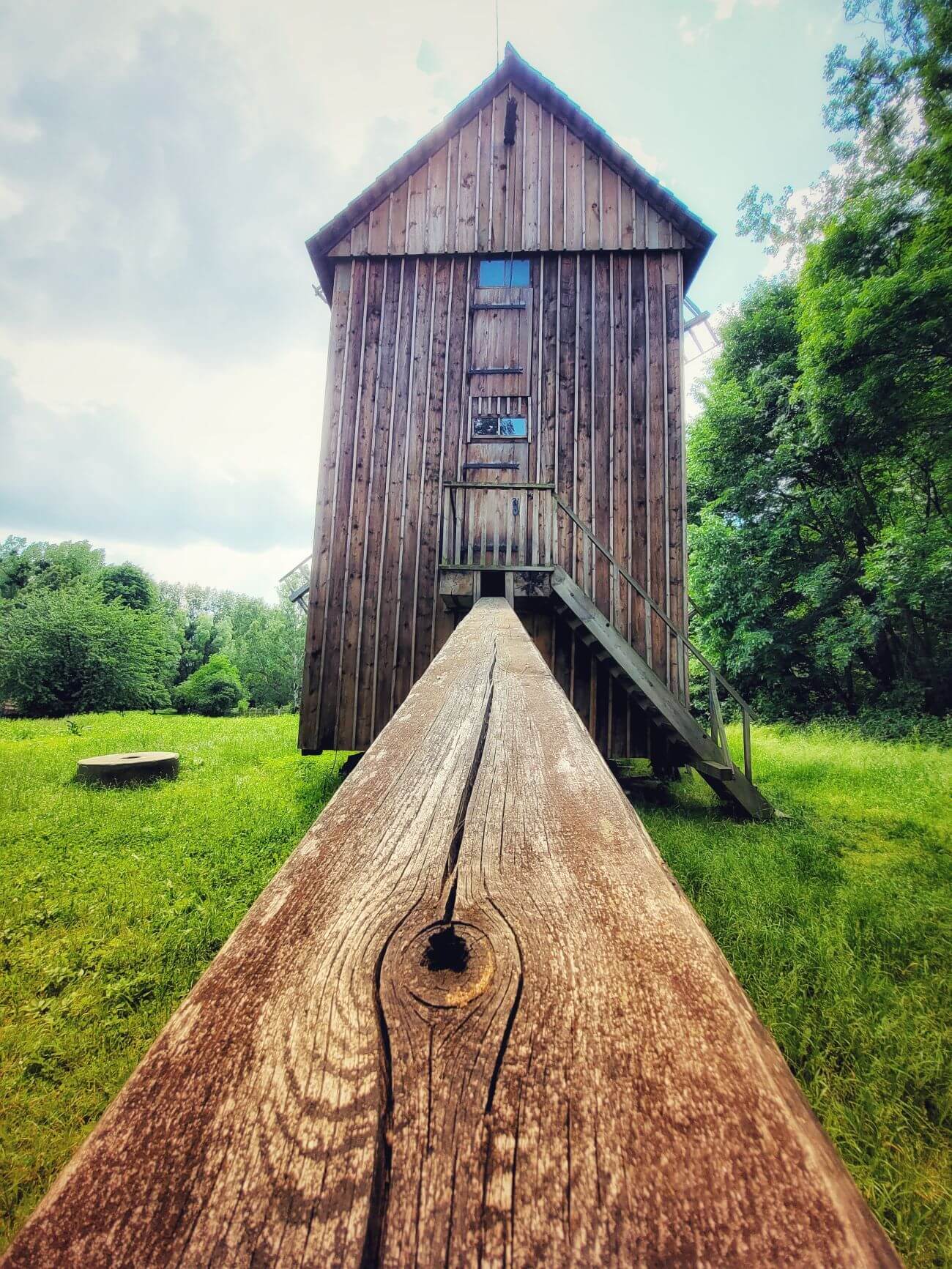 Wiatrak z Grzawy skansen