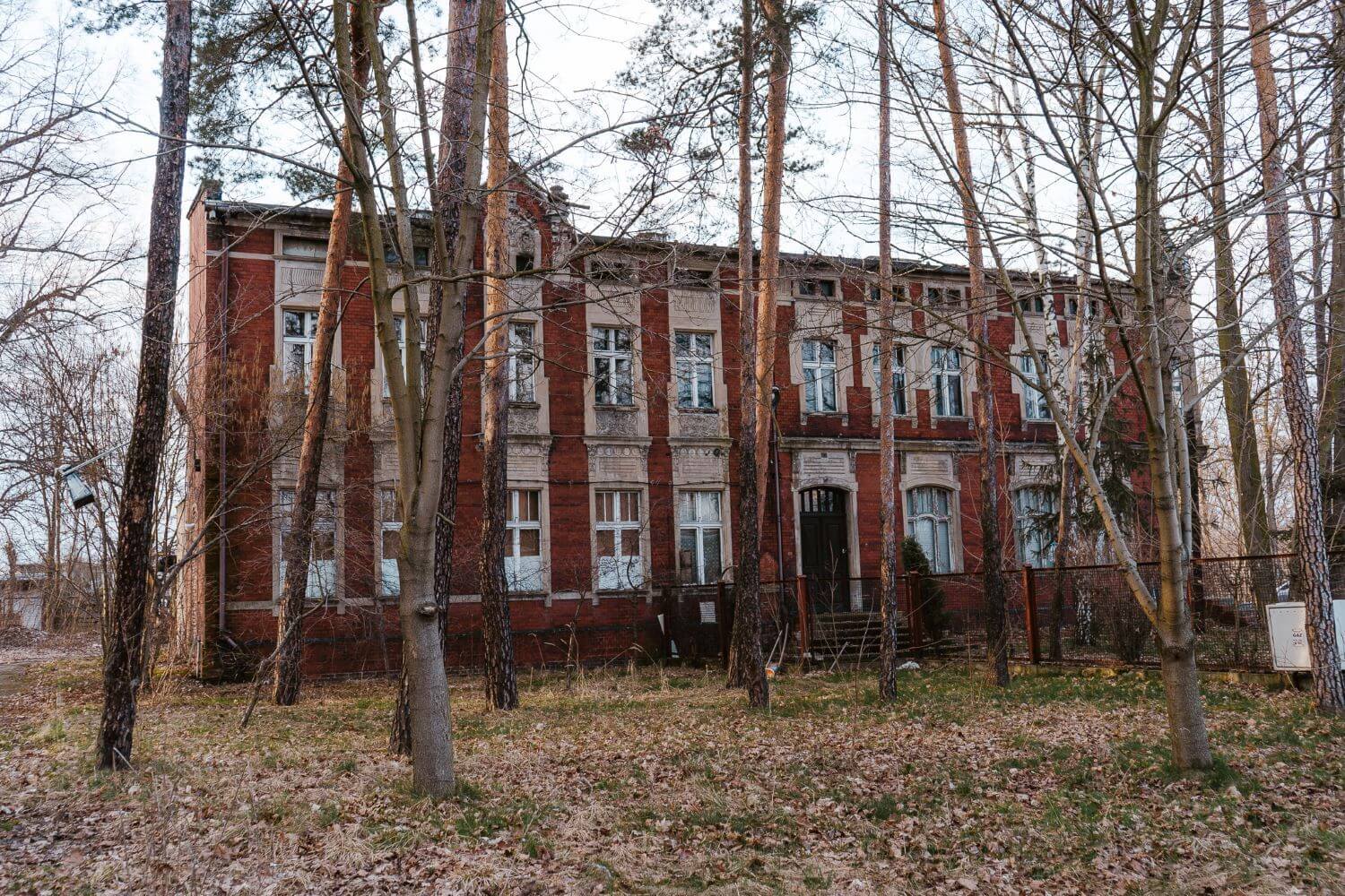 Zameczek lesny waldschloss ruda slaska 11